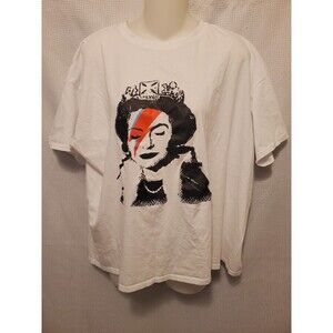 Queen Elizabeth Womens White Boxy Cropped XL Graphic T-Shirt Casual Classics